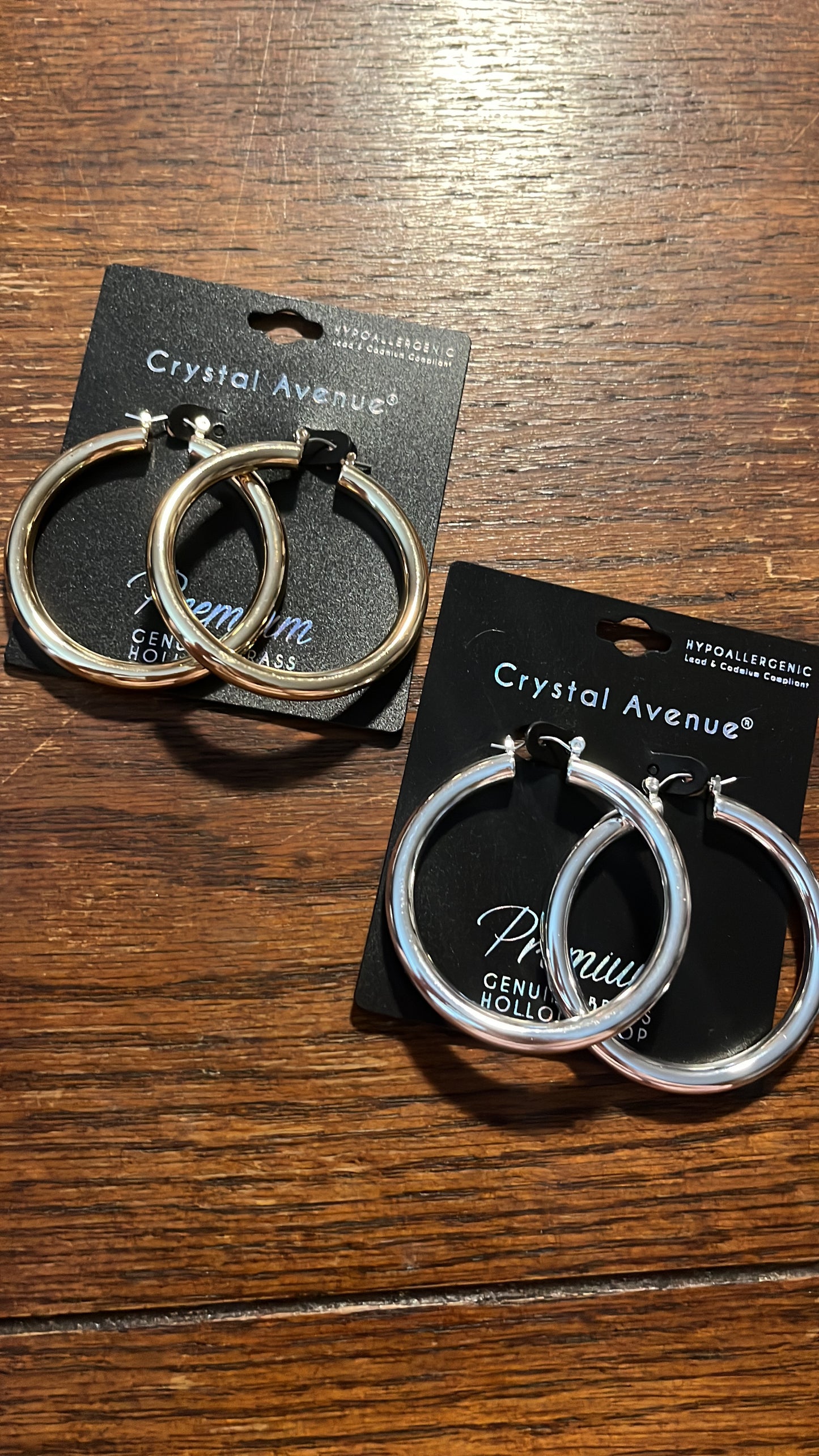 Sassy Hollow Hoop Earrings