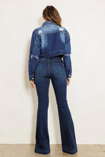 Load image into Gallery viewer, High Rise Flare Jean W Faded Wash Hem Detail
