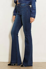 Load image into Gallery viewer, High Rise Flare Jean W Faded Wash Hem Detail
