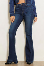 Load image into Gallery viewer, High Rise Flare Jean W Faded Wash Hem Detail
