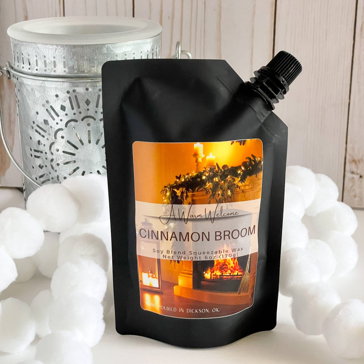Cinnamon Broom Winter Softie | Squeeze Wax Melt