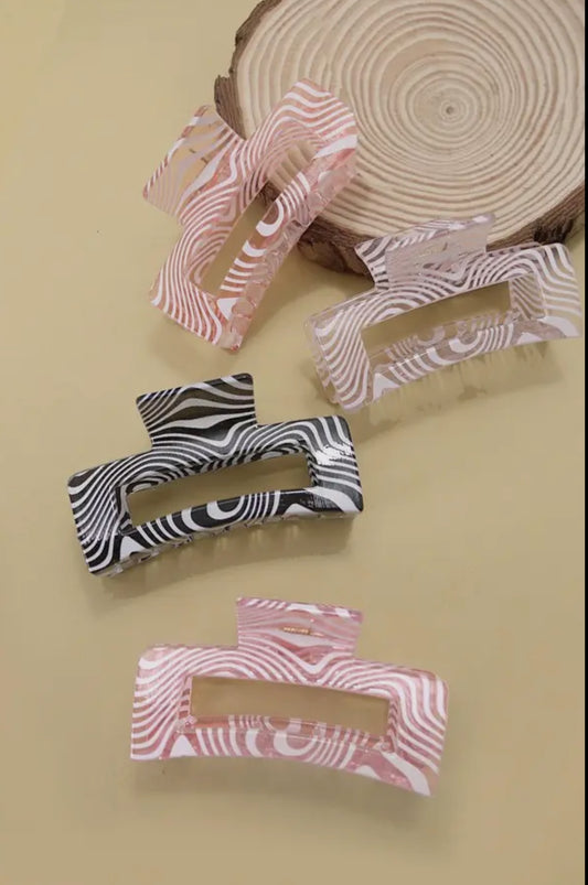 Translucent swirl hair clip