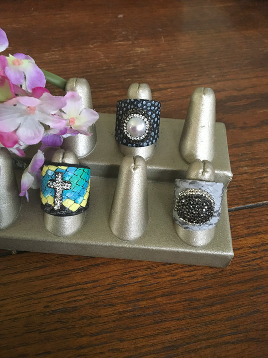 Snakeskin Pearl Cuff Ring