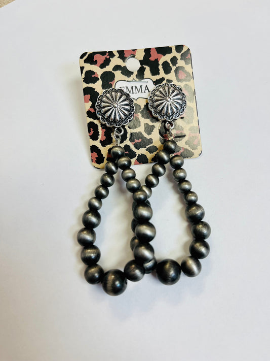 Navajo Pearl Conch Teardrop Earring