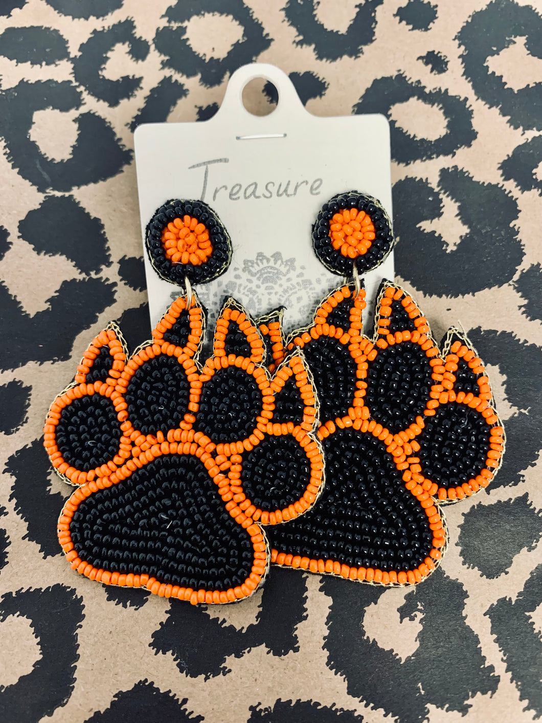 Tiger Paw Beaded Earring