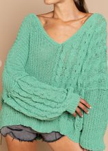 Load image into Gallery viewer, Silk n Shamrock Sweater
