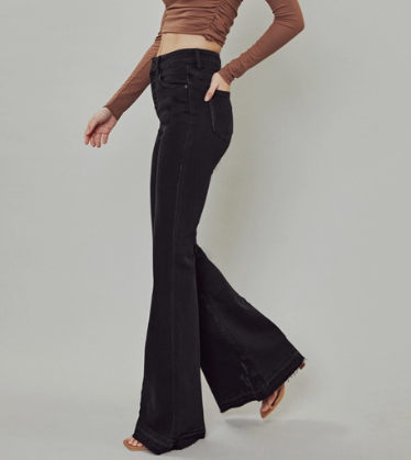 KanCan Black Out Hem Super Flares